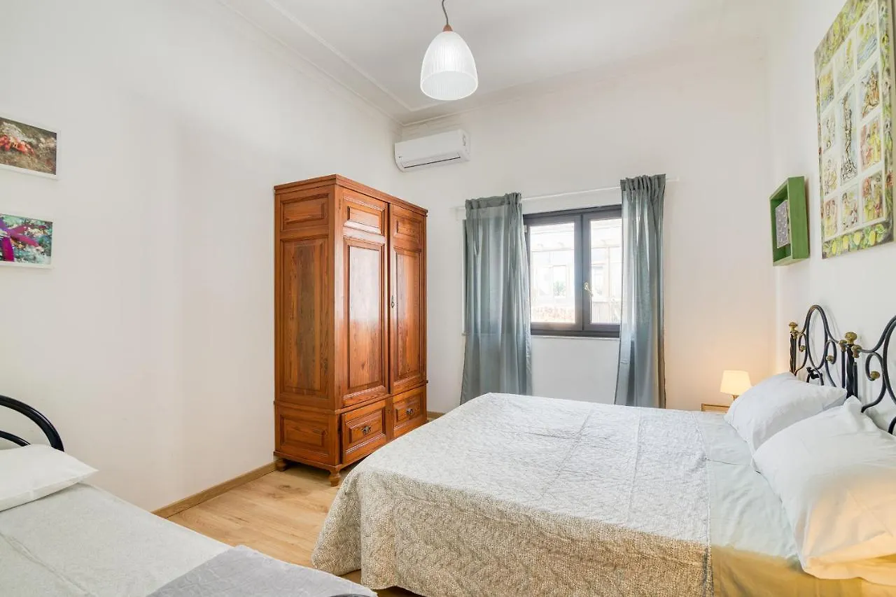 Mithos House Few Min From Sea -Happy Rentals Catania Apartment
