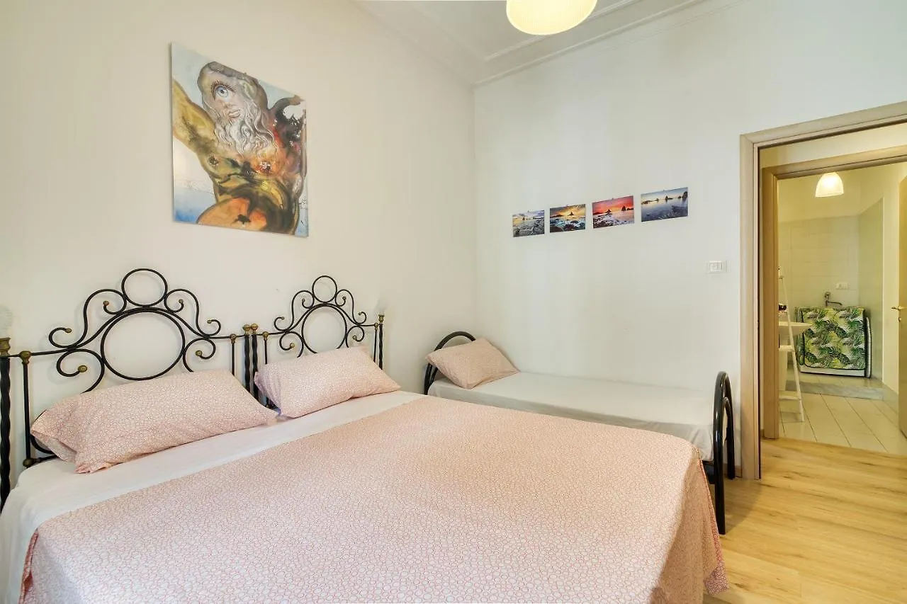 Apartment Mithos House Few Min From Sea -Happy Rentals Catania